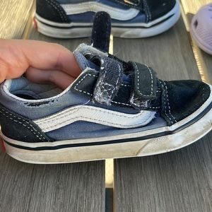 Vans blue